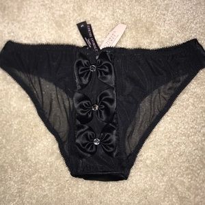 Victoria secret size small bow panty